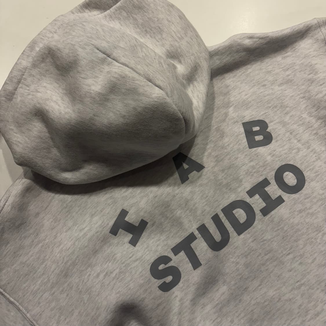 [L] 아이앱스튜디오 IAB STUDIO 후드티 라이트그레이 C946 상품이미지8