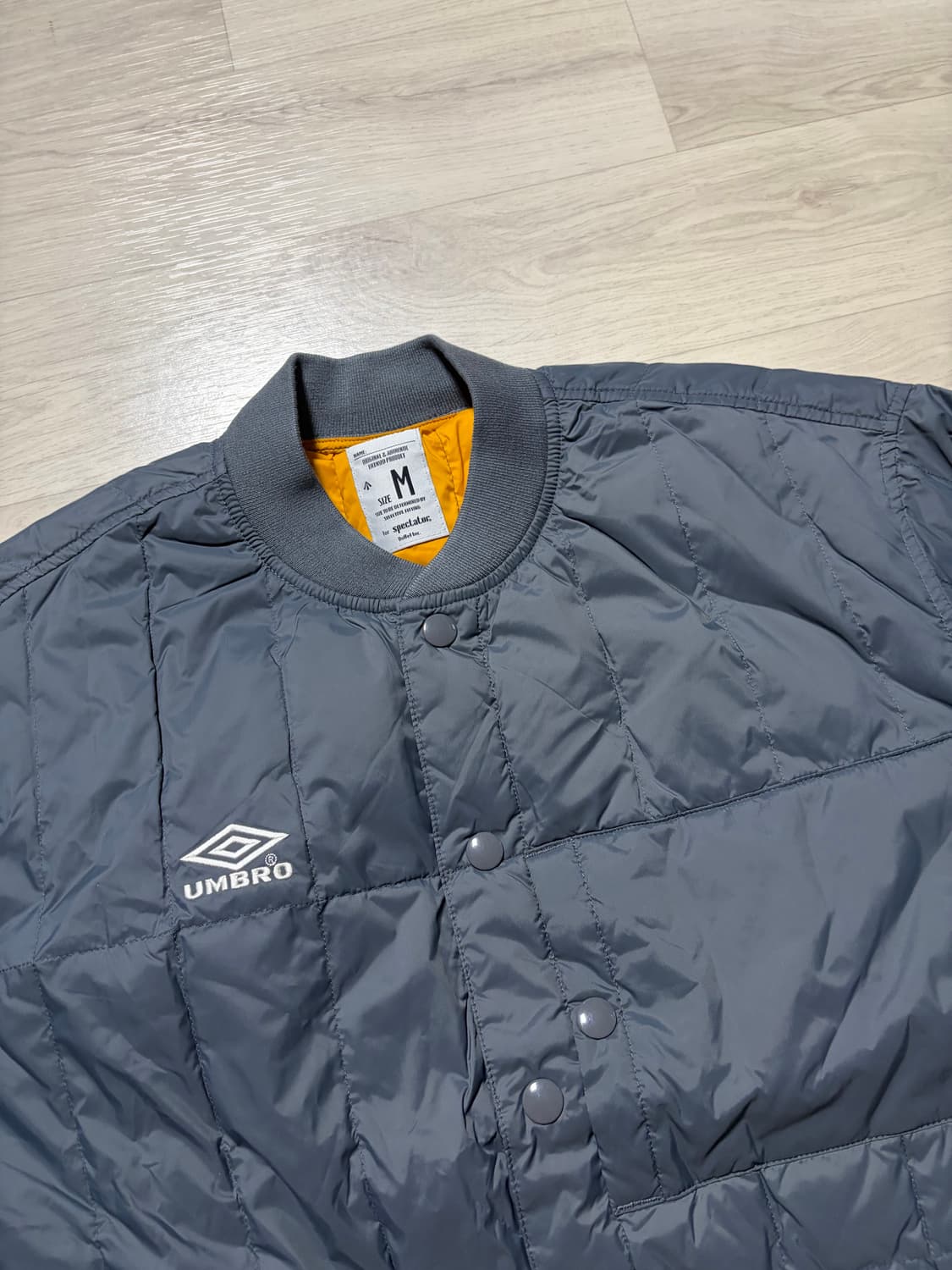 스펙테이터x엄브로 서바이벌 자켓 그레이 M사이즈 판매 상품이미지2
