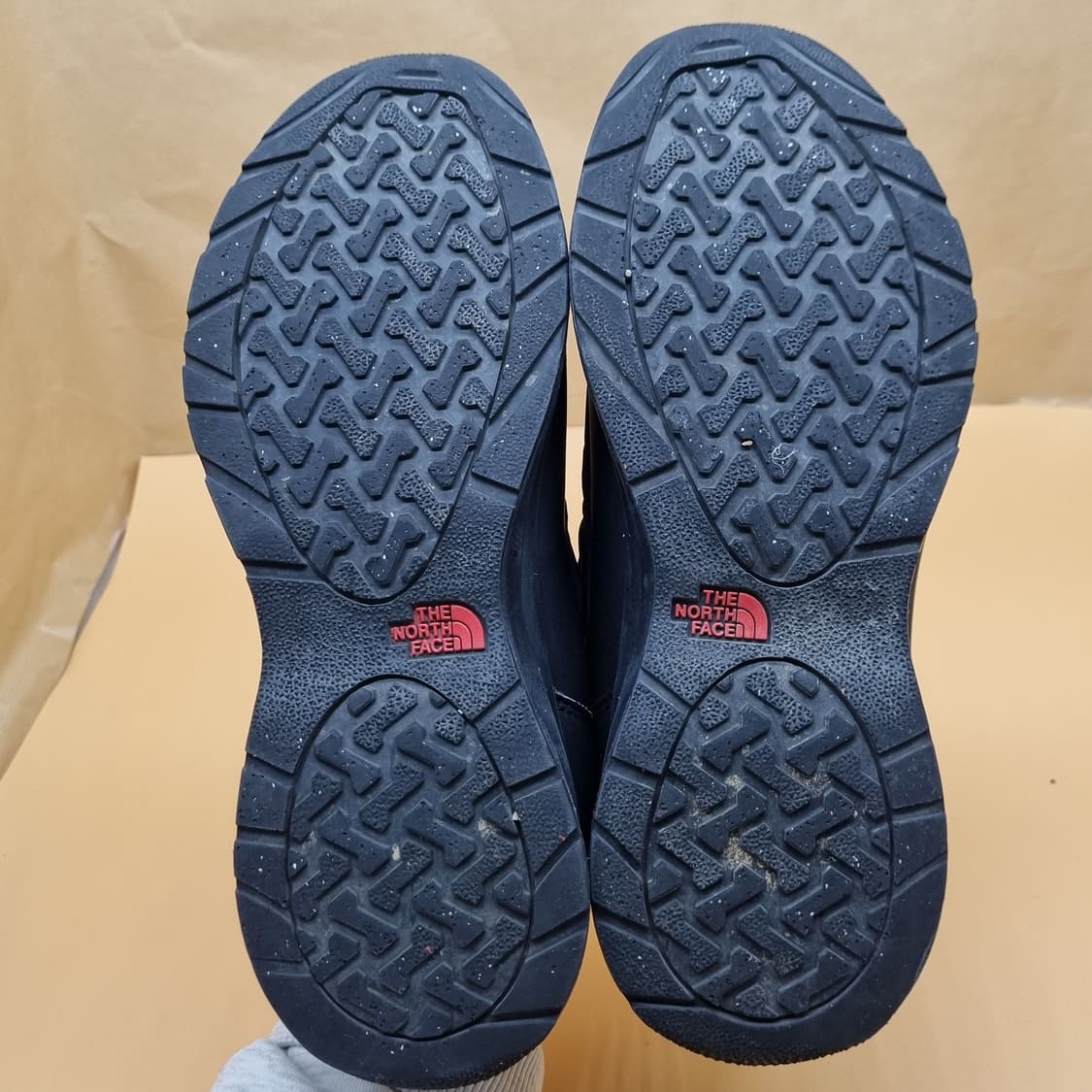 노스페이스 브이모션 남성방안화270. 상품이미지3