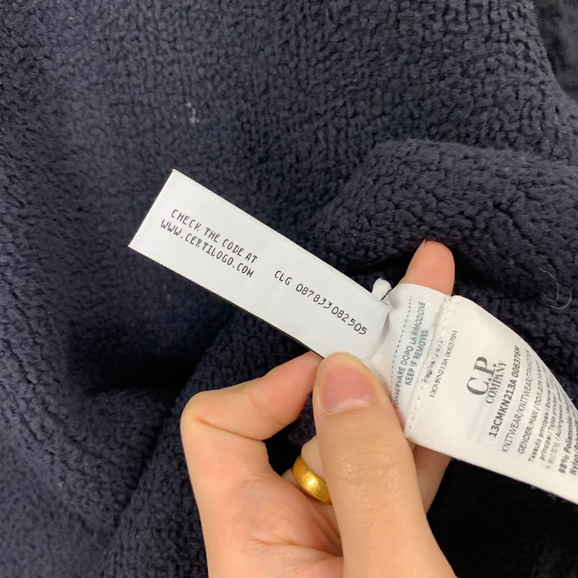 Cp컴퍼니 렌즈 블랙 부클 니트 상품이미지6