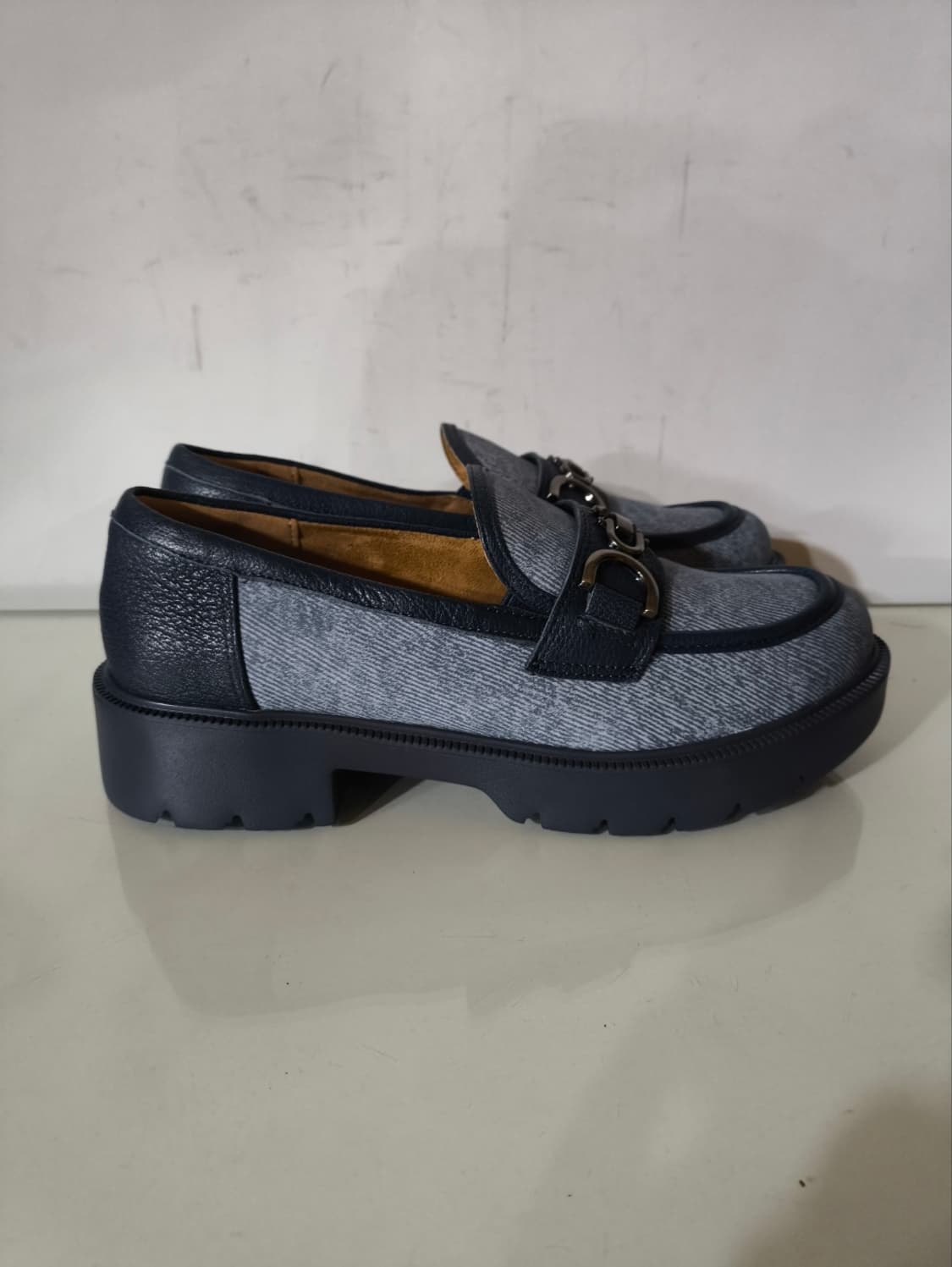 240mm 락포트 트루테크 램스킨 로퍼 상품이미지1