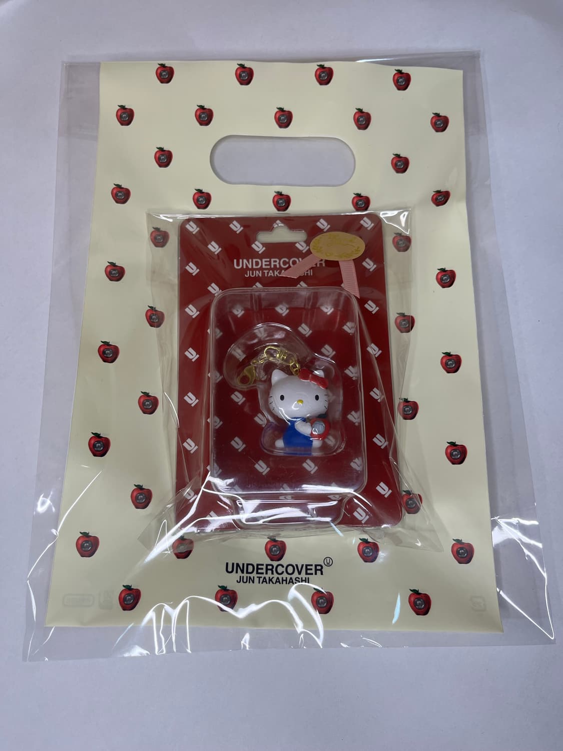 언더커버 헬로키티 키링 상품이미지2