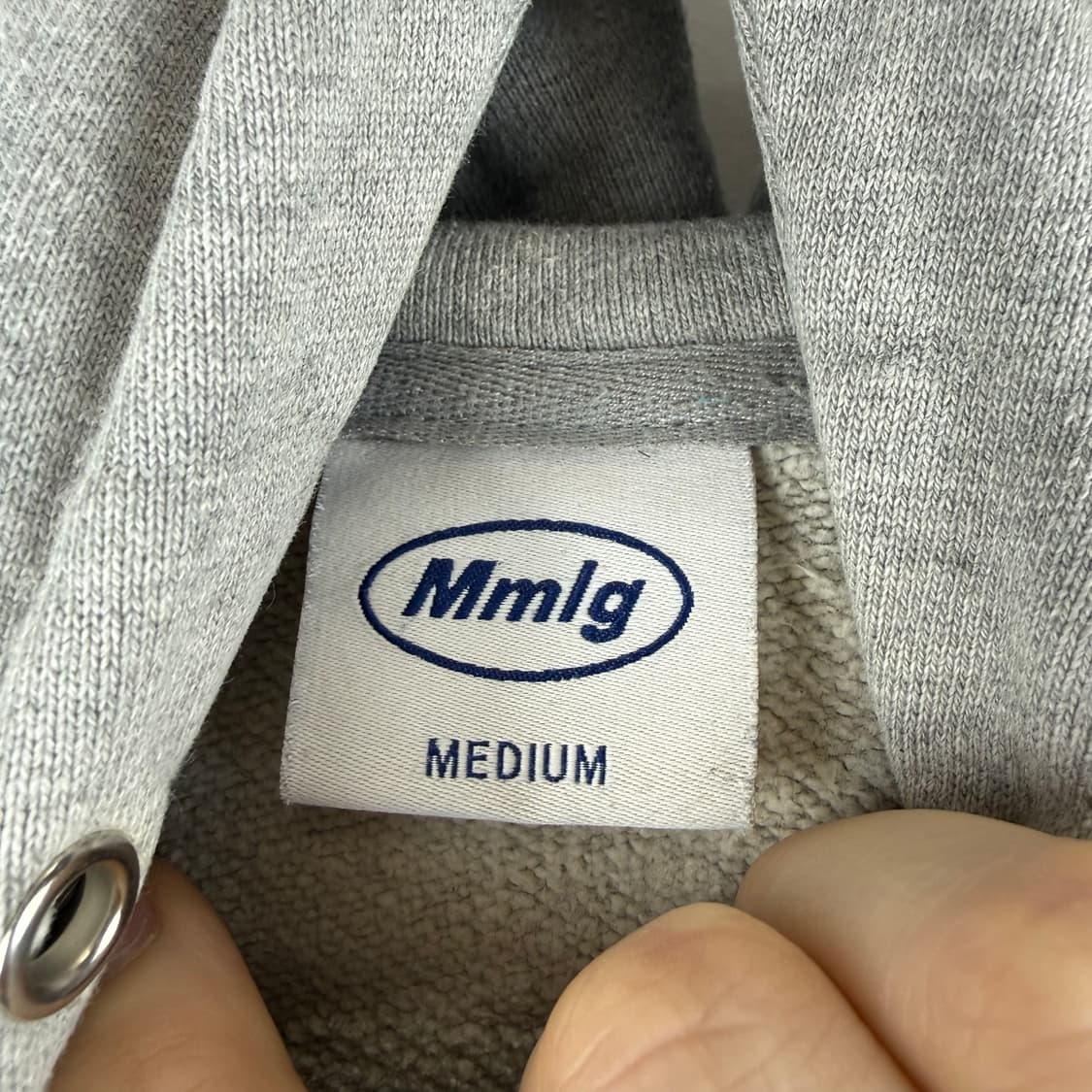  (무료배송)M) Mmlg 로고 후드 티 그레이 상품이미지4