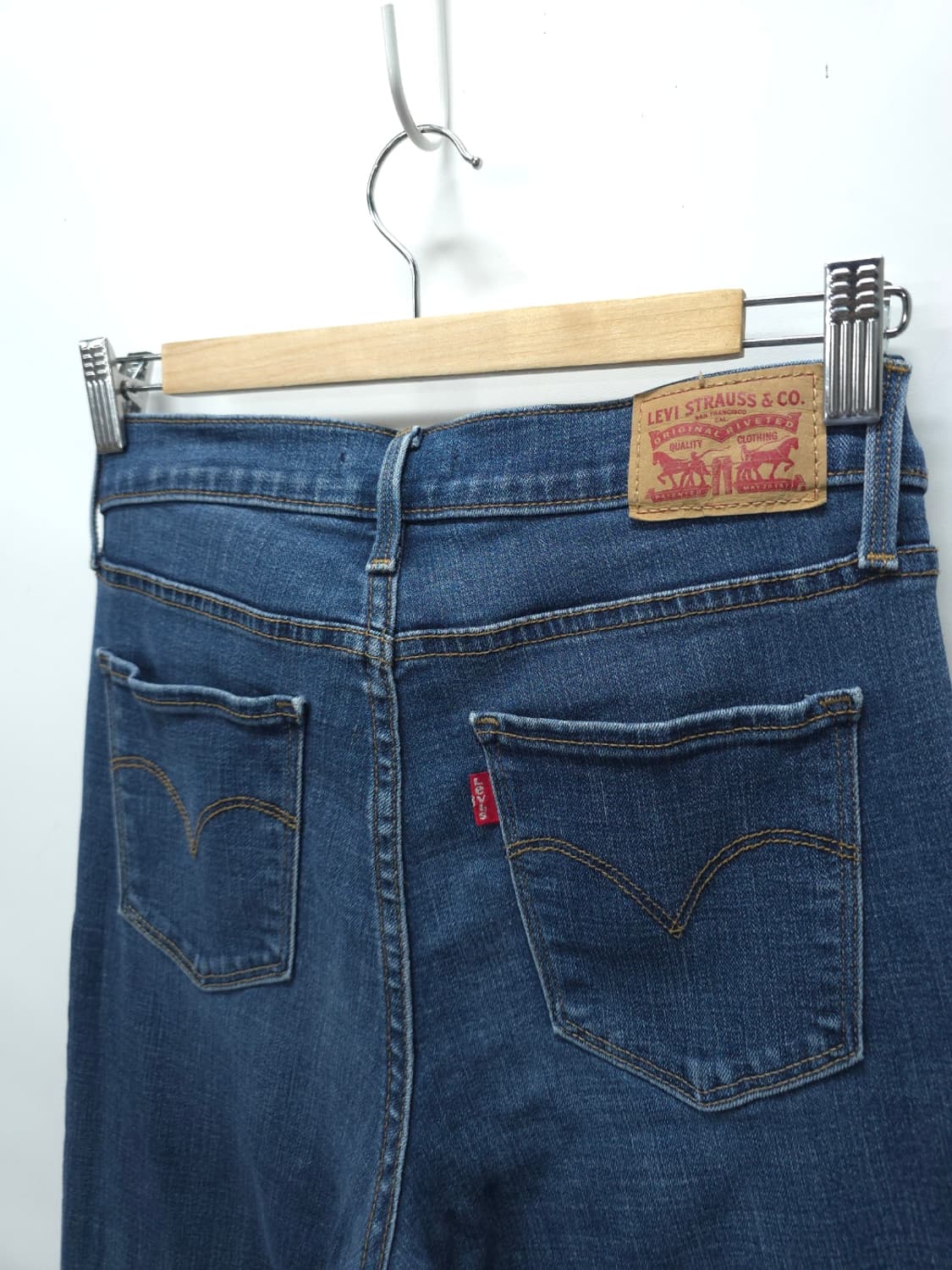 리바이스 312 쉐이핑 슬림 데님 팬츠 (중청 / 29사이즈) 상품이미지6