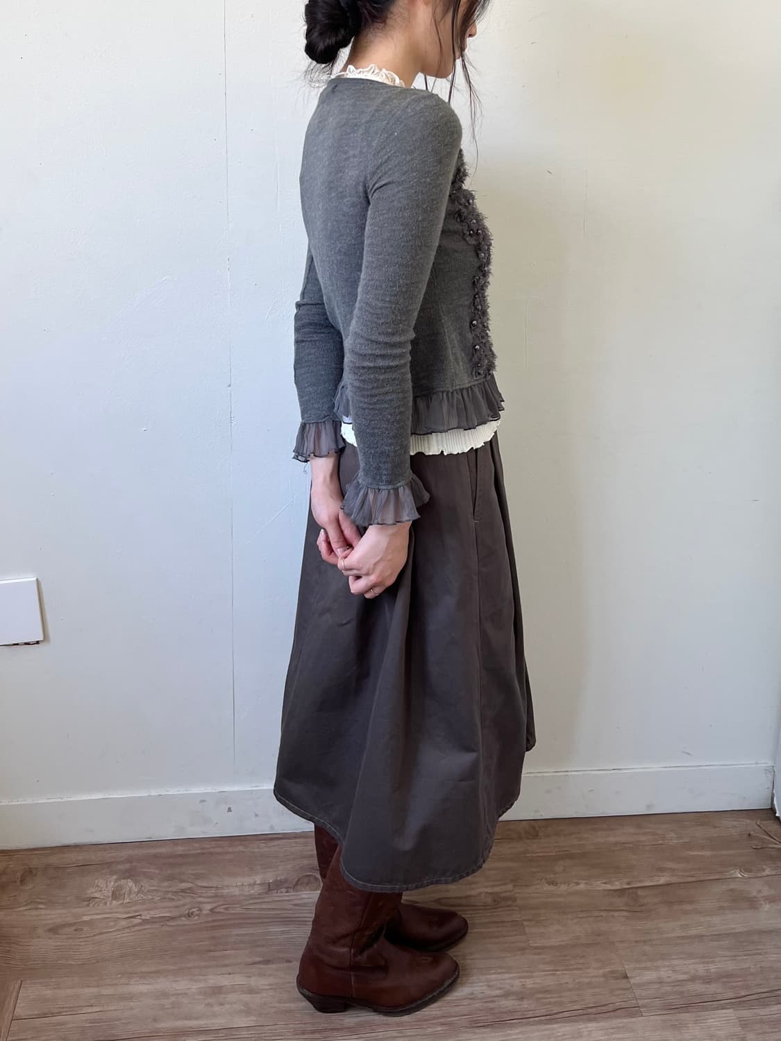 BIZZ 진주 셔링 가디건 상품이미지7