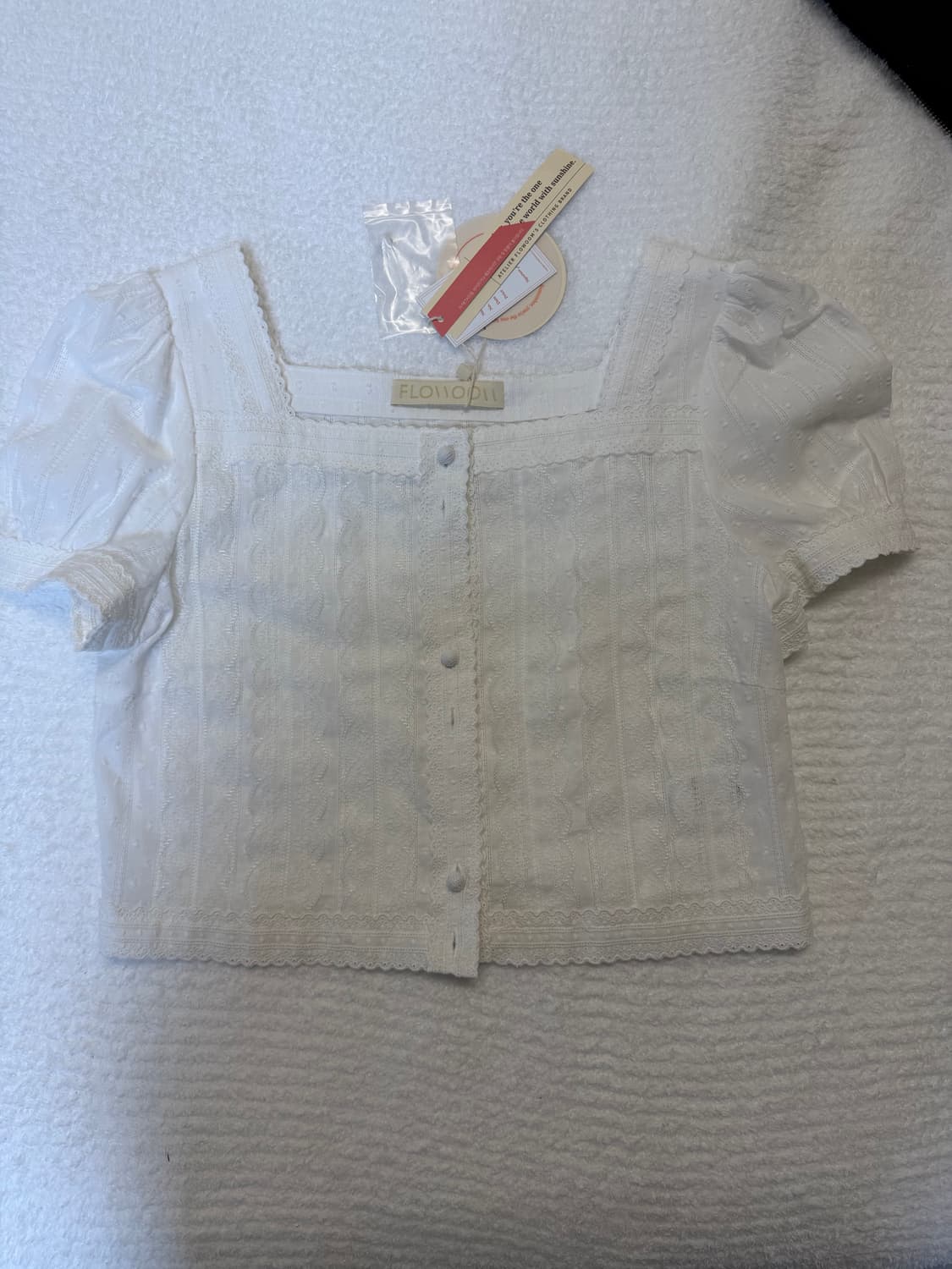 새상품 플로움Veil Blouse M사이즈 상품이미지3