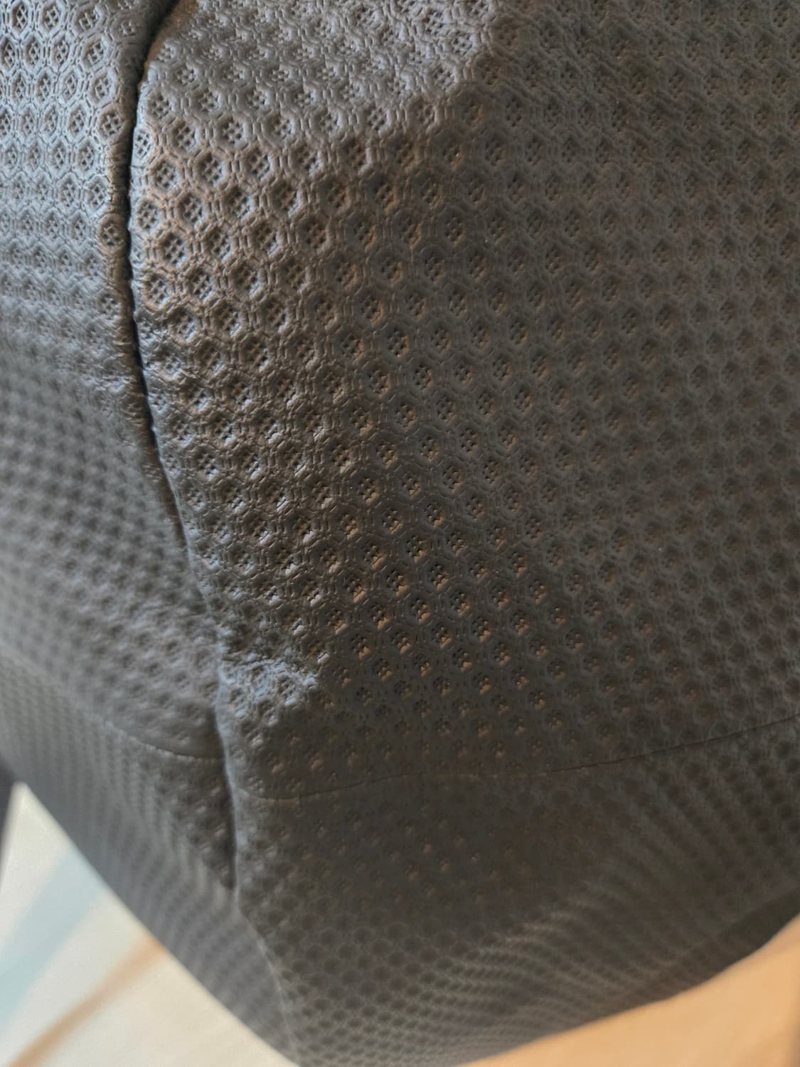 Kawakawa 엠보가죽 서클 크로스백 상품이미지2