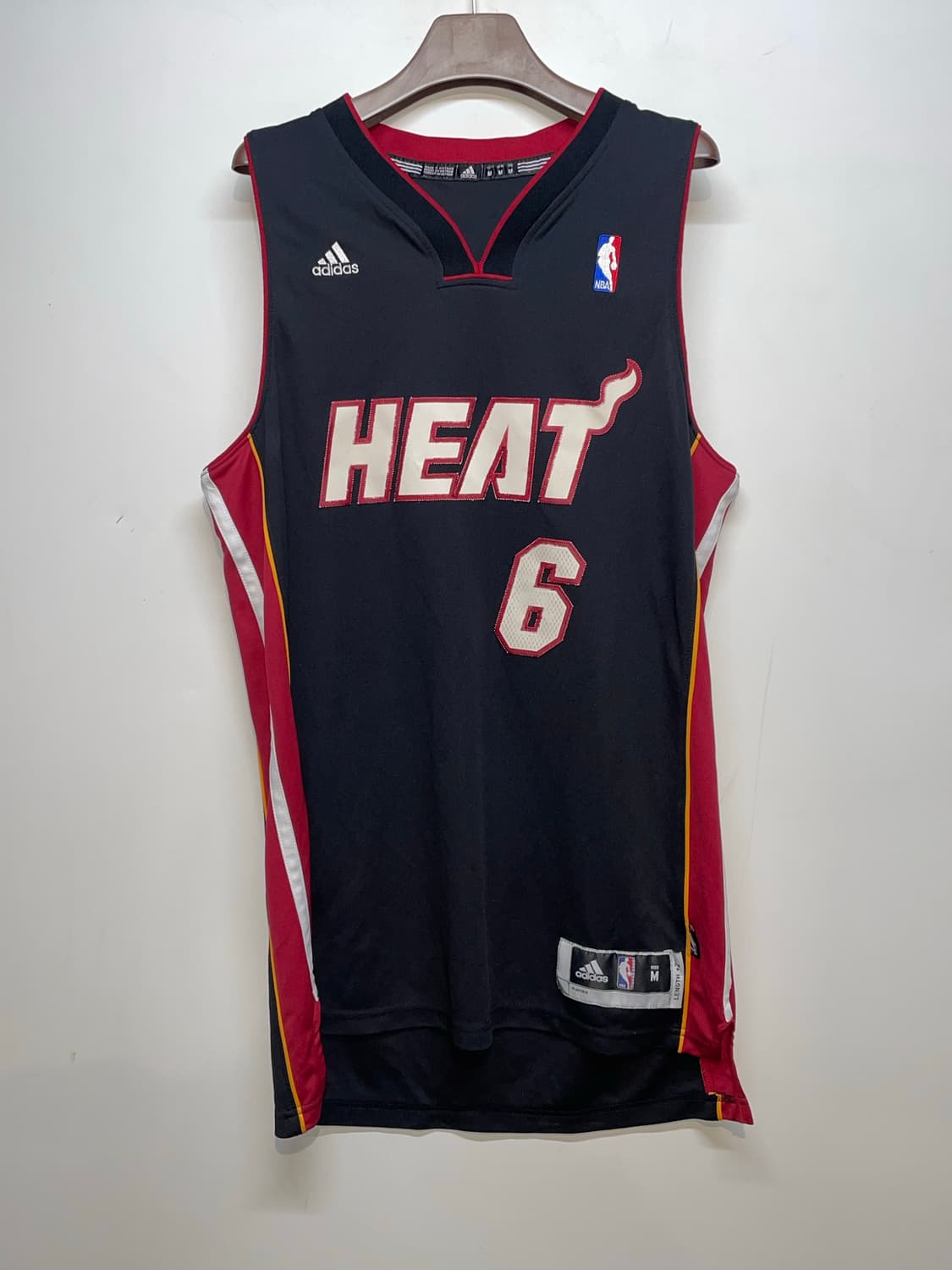 아디다스 마이애미 히트 6번 농구 유니폼 상품이미지2