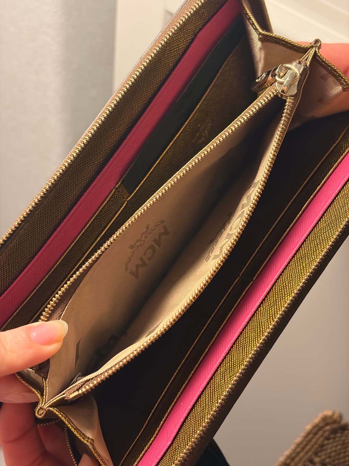 MCM 골드 장지갑 상품이미지5