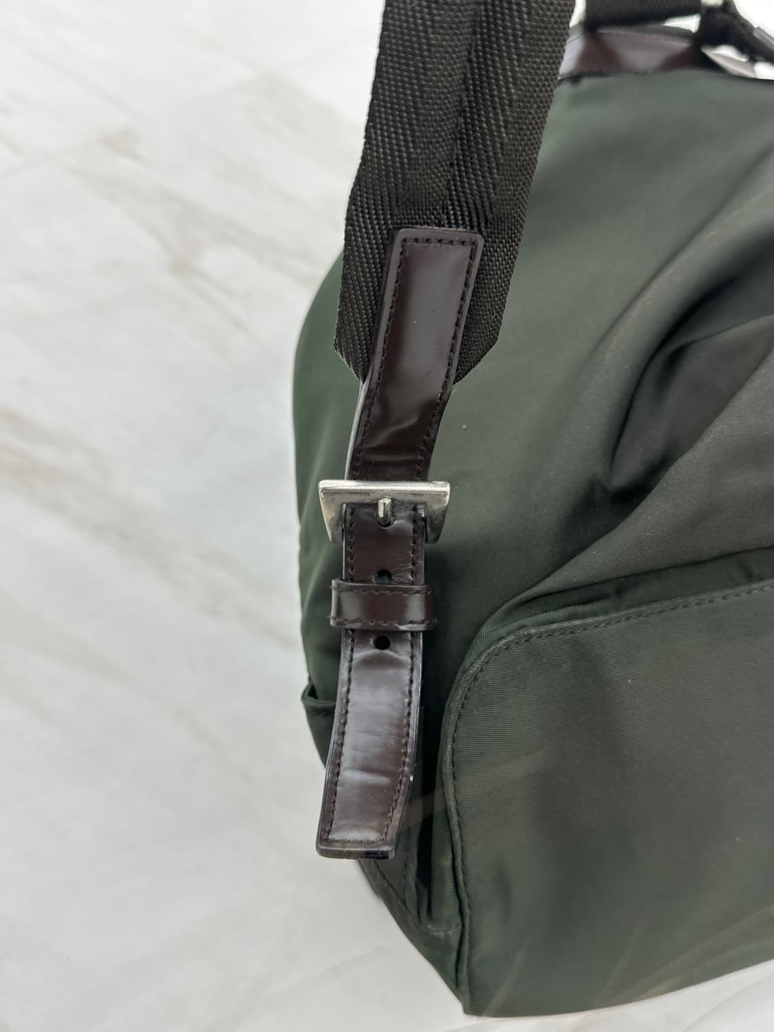 프라다 포코노 백팩 나일론 카키 상품이미지3