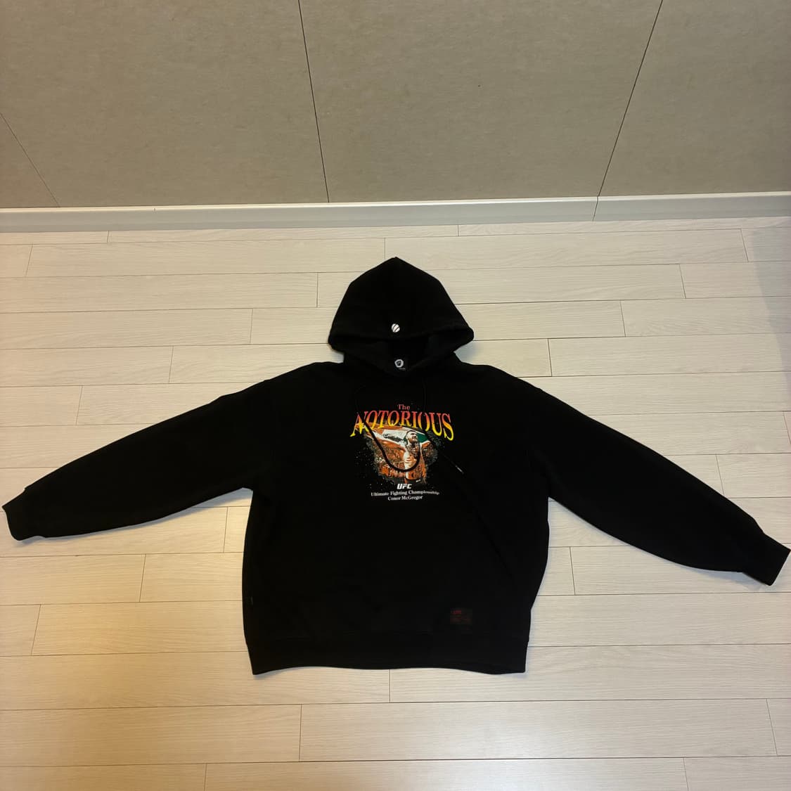 UFC 노토리어스 릴렉스핏 후드티 상품이미지2