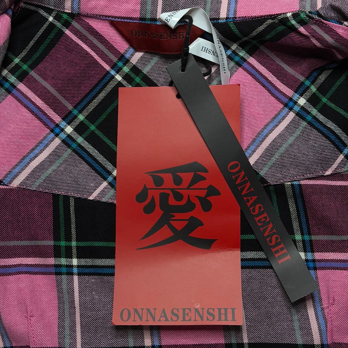 ONNASENSHI CROPPED SHIRT 온나센시 체크 크롭 셔츠 상품이미지3