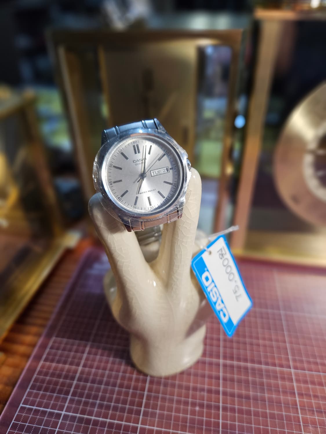 카시오 엔틱 메탈 손목시계 흰판 데이, 데이트 미사용 새제품 상품이미지1