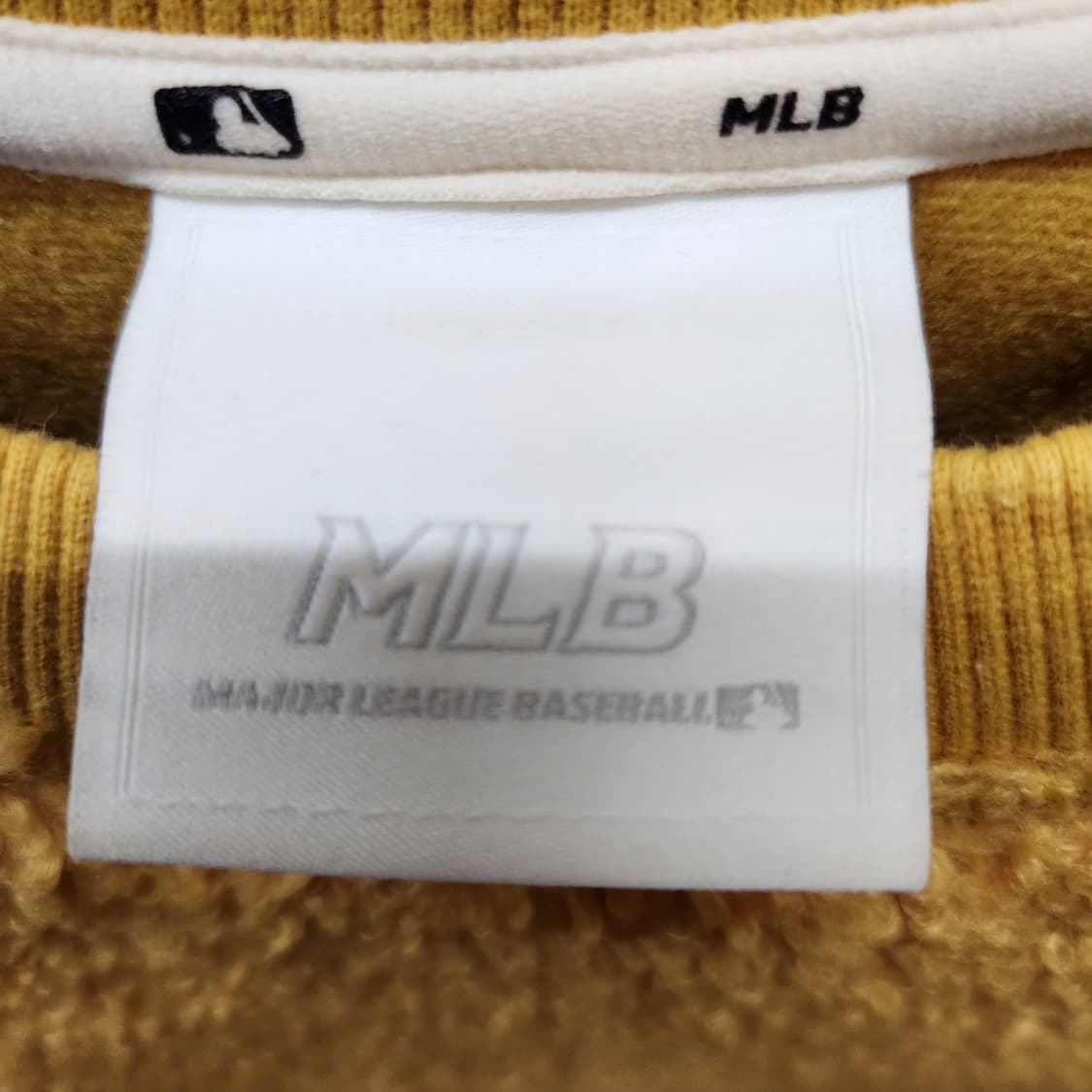 MLB 보스턴 빅로고 뽀글이 오버핏 맨투맨 S(L) 상품이미지4