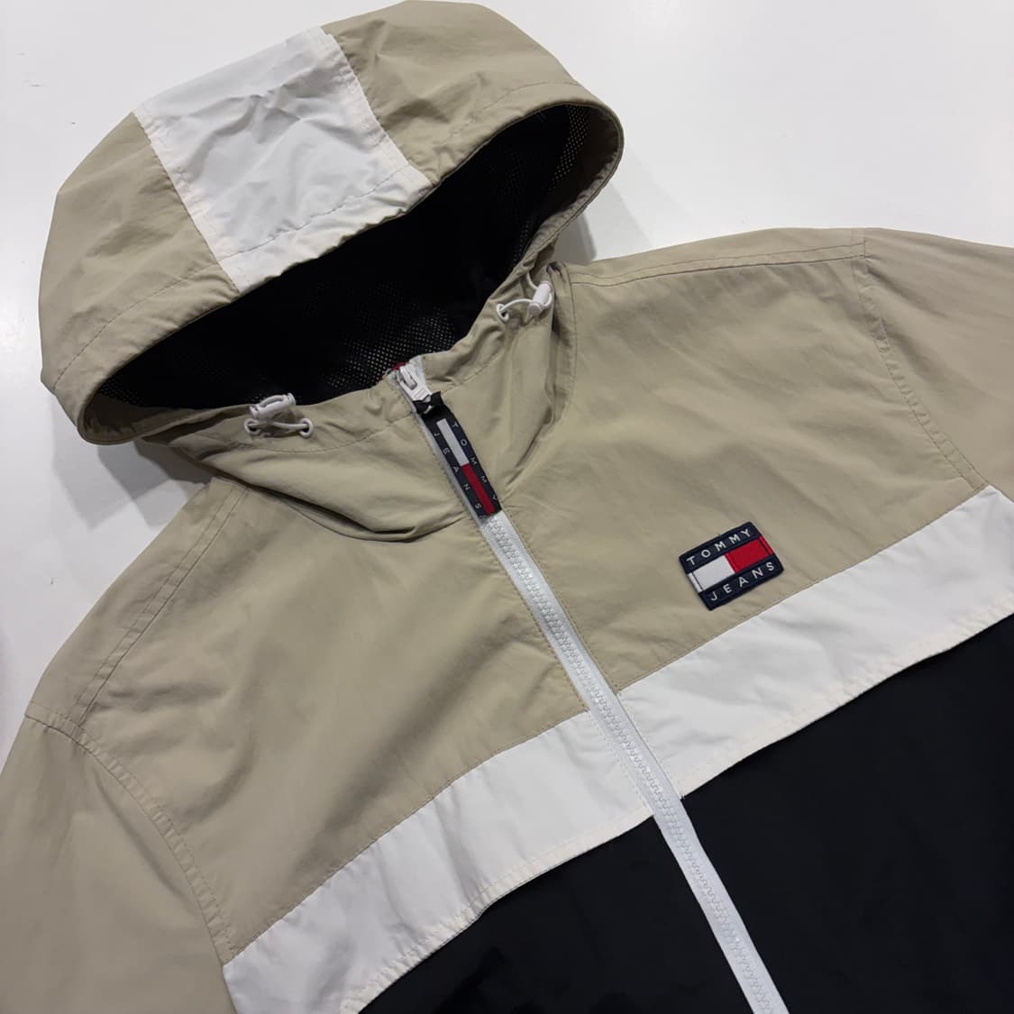 [L] 타미진스 타미힐피거 블랙/베이지 바람막이 후드 자켓 C354 상품이미지3
