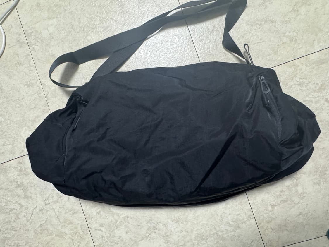 Cote&ciel꼬떼시엘 오베드 블랙 더플백 상품이미지2