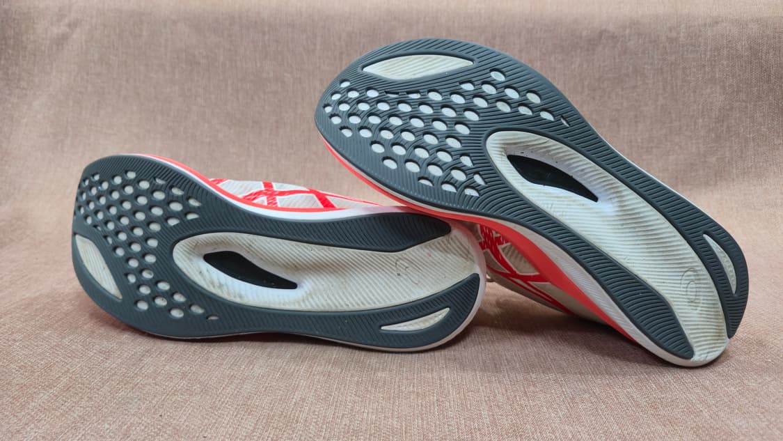 아식스 265mm- 매직 스피드 3 러닝화 상품이미지6