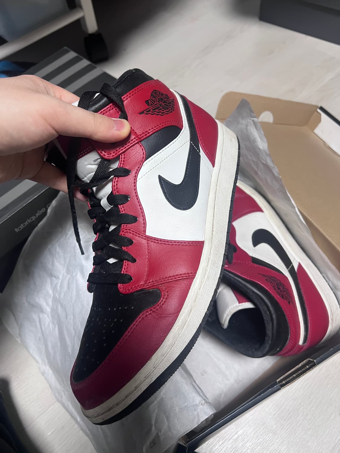 조던 1 미드 시카고 블랙토 290 상품이미지2