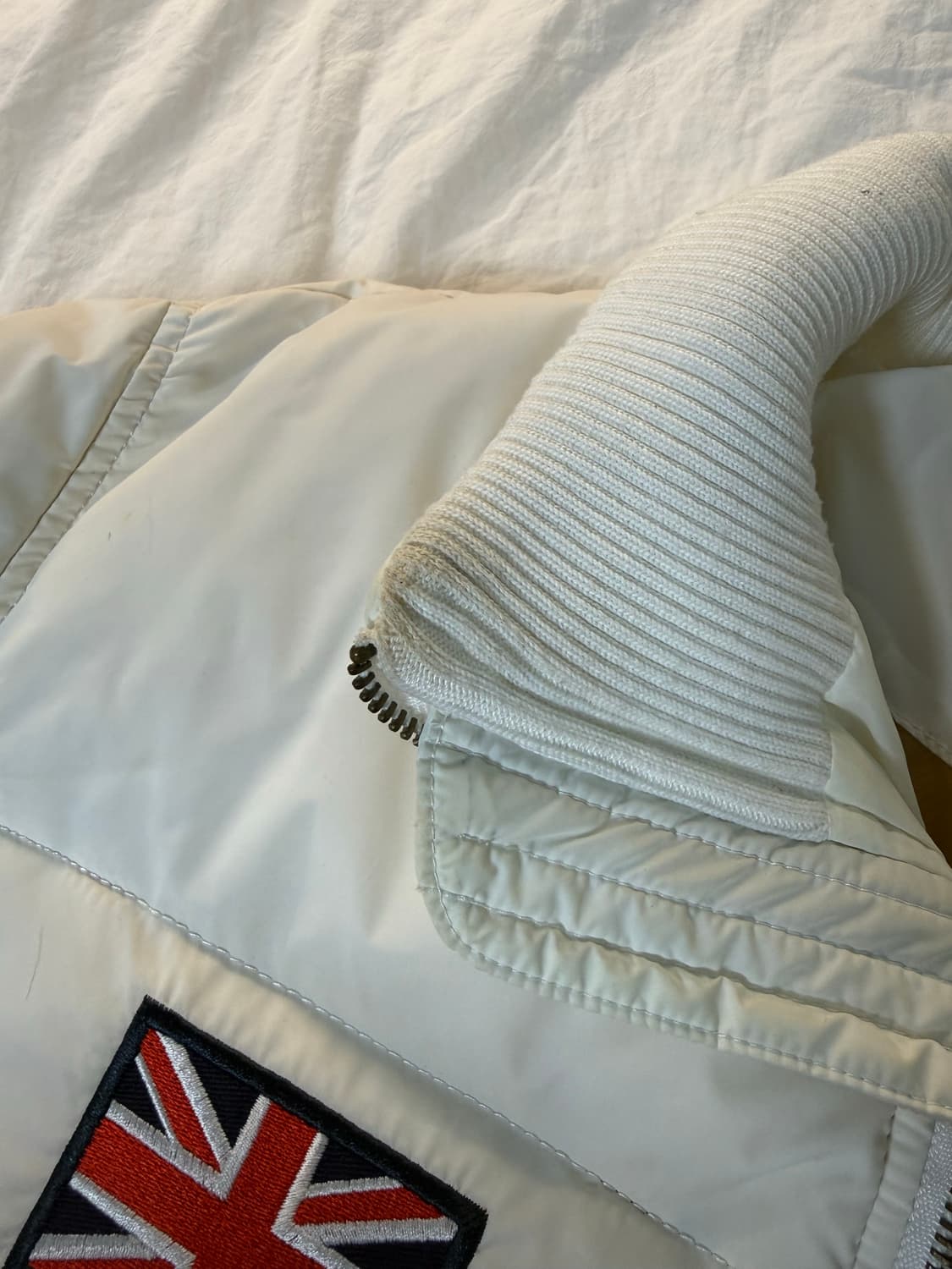 폴로 빅포니 브리튼 패딩 화이트 상품이미지6