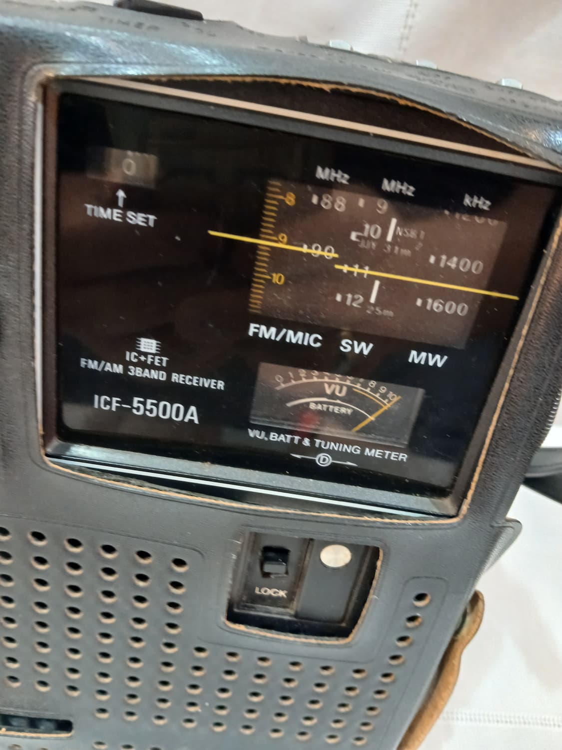 빈티지 소니 ICF-5500A FM/AM 3밴드 라디오 상품이미지3