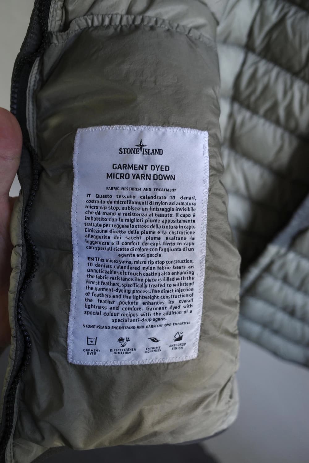 스톤아일랜드 마이크로 얀 다운 상품이미지9