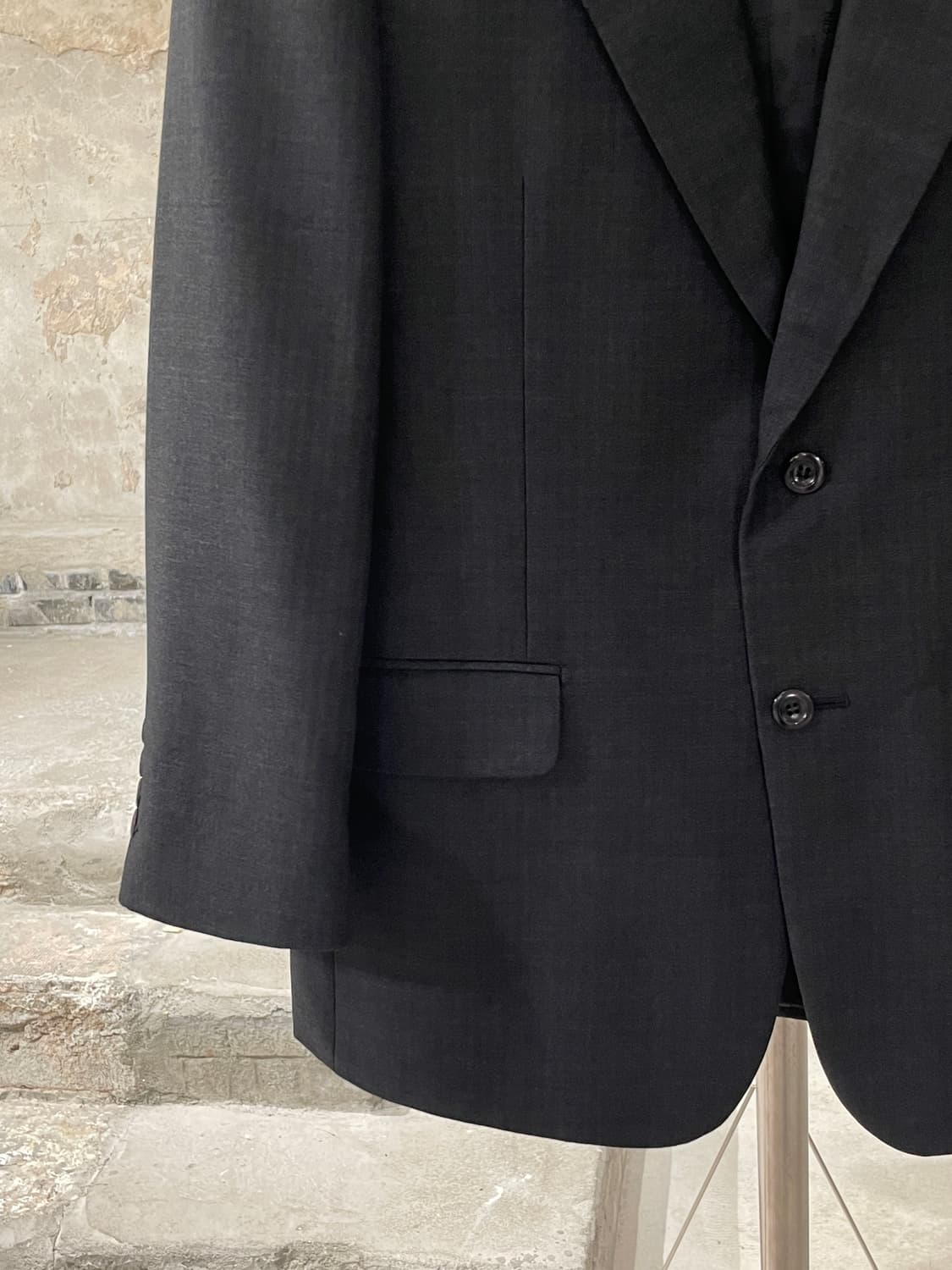 지방시 차콜 피블 스트라이프 2B 씬 블레이저 상품이미지4