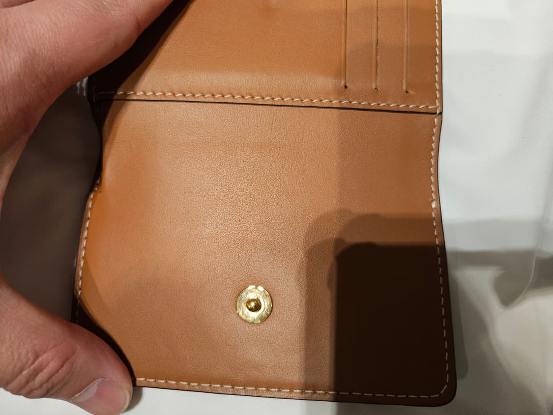 버버리 체크 폴딩 반지갑 상품이미지8