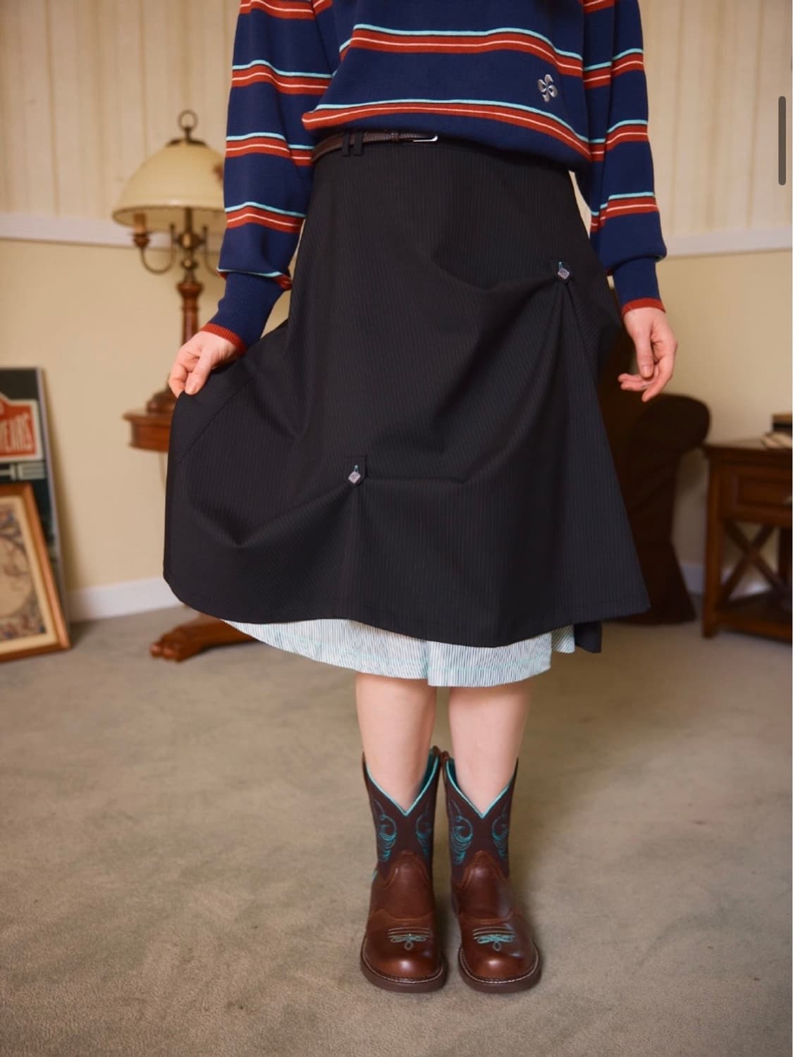 헤레틱 BUTTON FLARED SKIRT black 상품이미지3