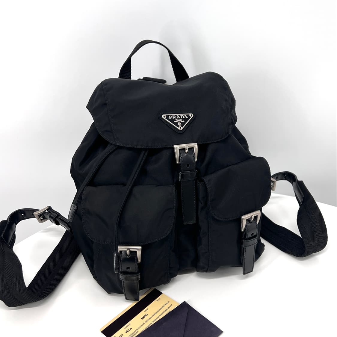 프라다 삼각로고 나일론 백팩 블랙 스몰 상품이미지2