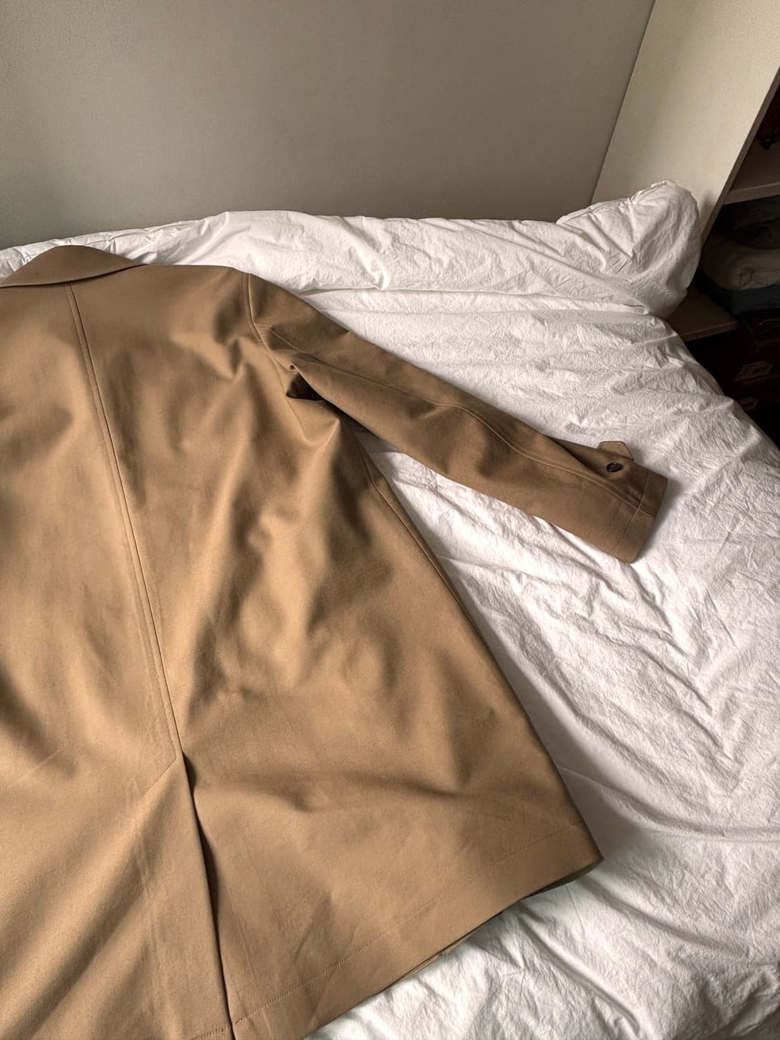 이탈리아 Beste 원단, 북유럽 감성의 완성 — ARKET 코트 상품이미지8