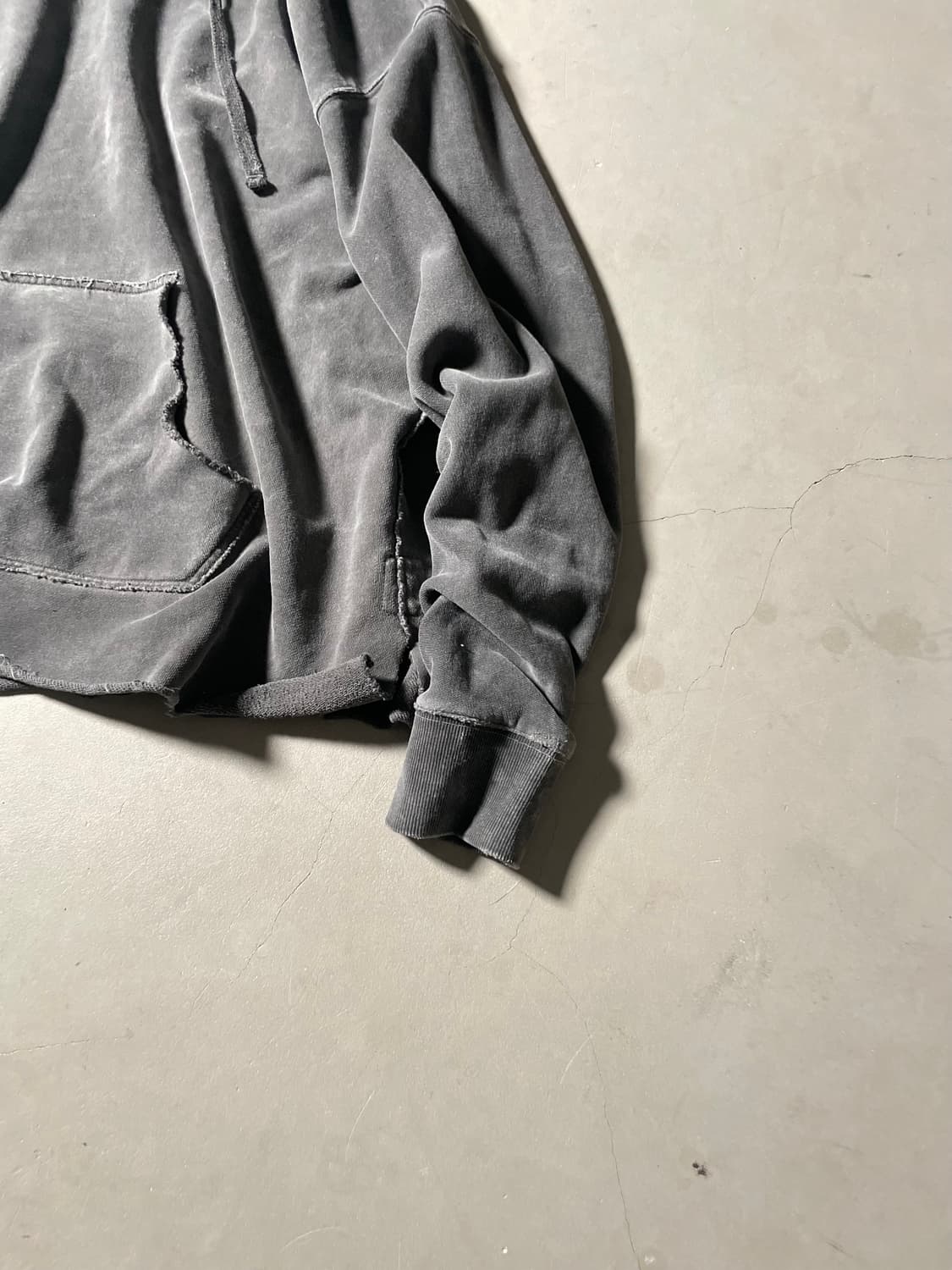  KZ Atelier  Damage Finished Hoodie 상품이미지3