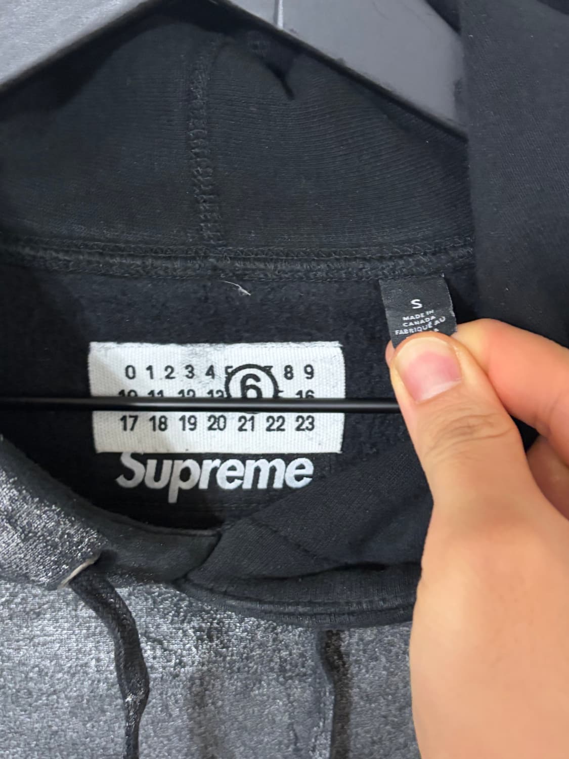 슈프림 x MM6 24SS 포일 박스로고 후드 블랙 S 상품이미지8