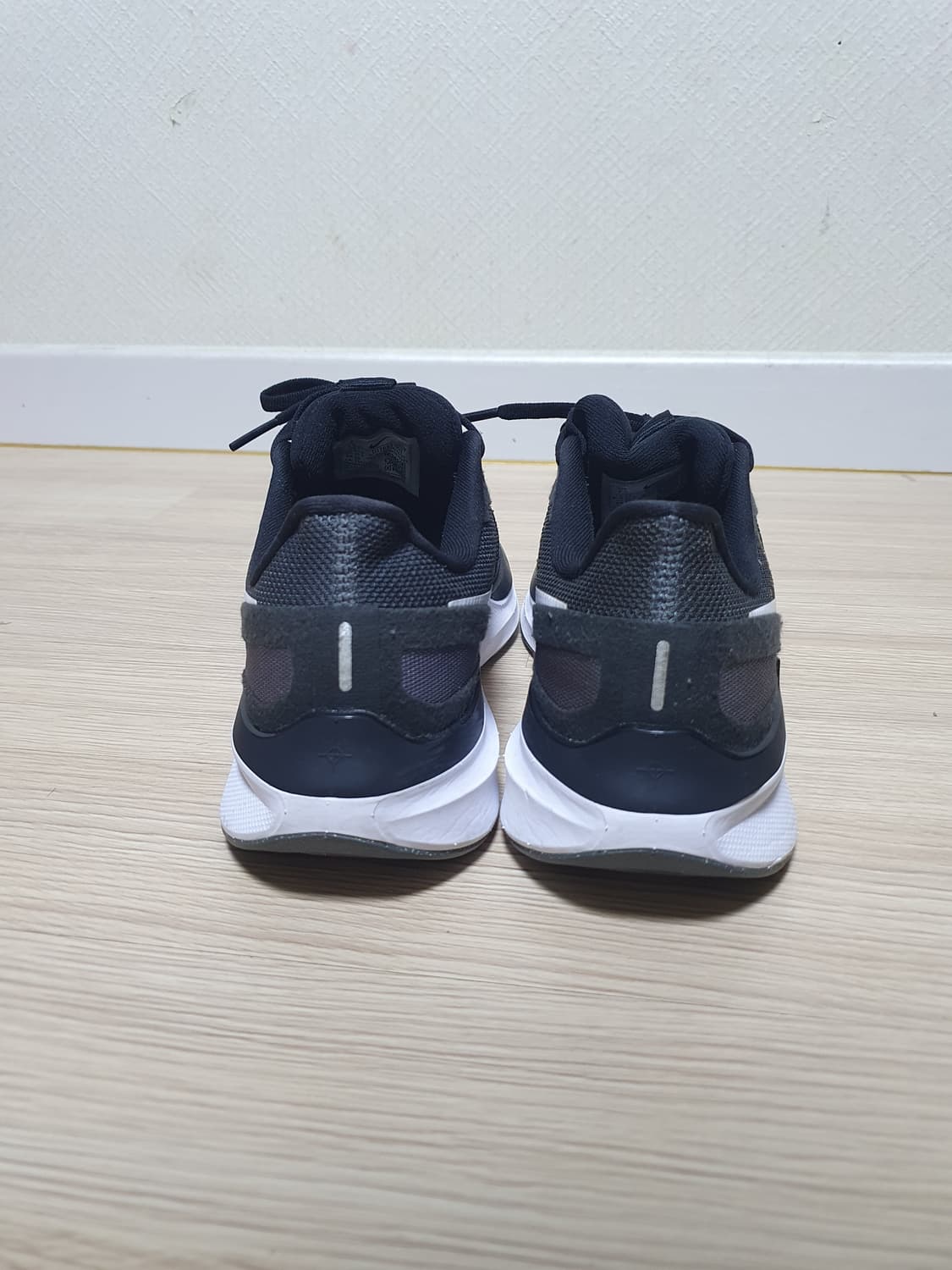 나이키 스트럭처 25 운동화 255 상품이미지5