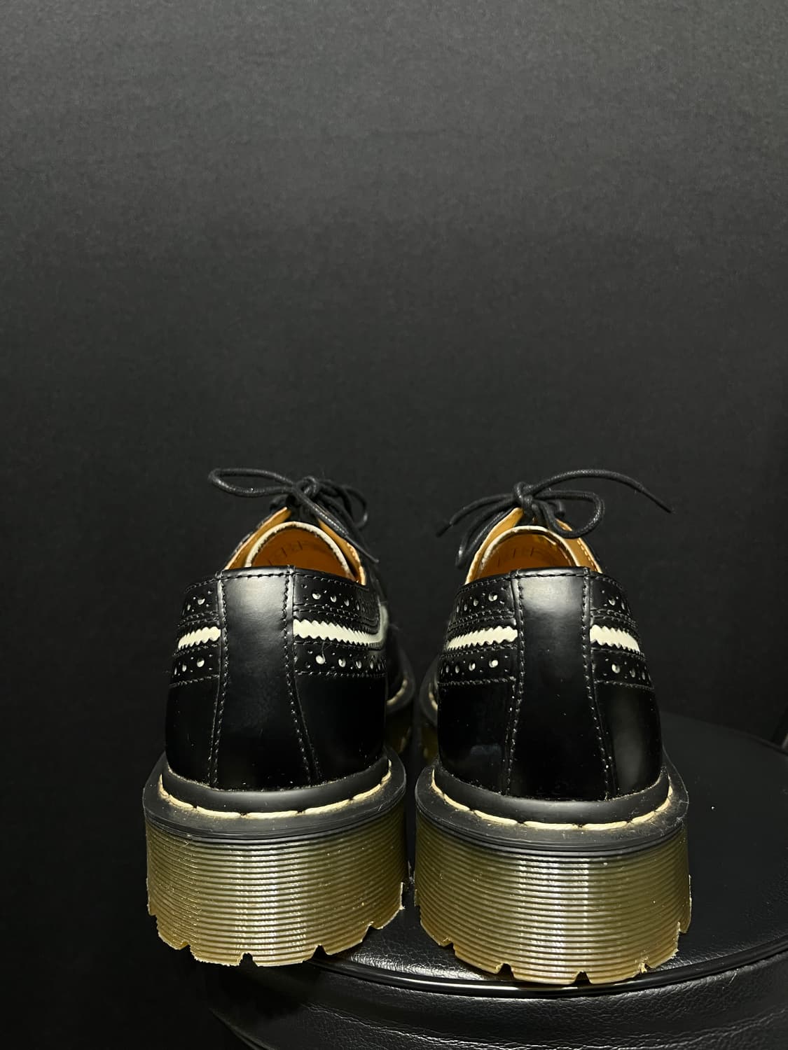 닥터마틴 블랜앤화이트 스므스 로퍼 상품이미지7