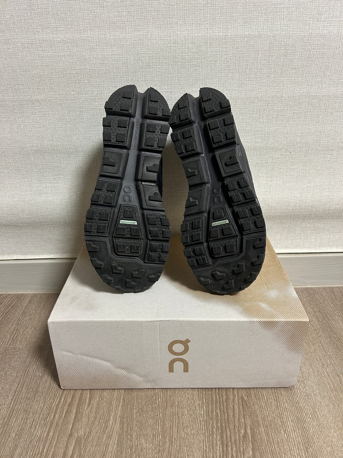 온러닝 클라우드울트라2 올블랙 245 상품이미지4