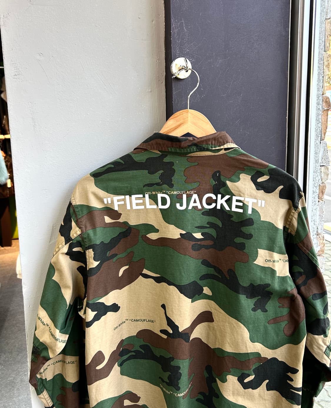 M/ 오프화이트 카모플라주 필드 자켓 상품이미지9