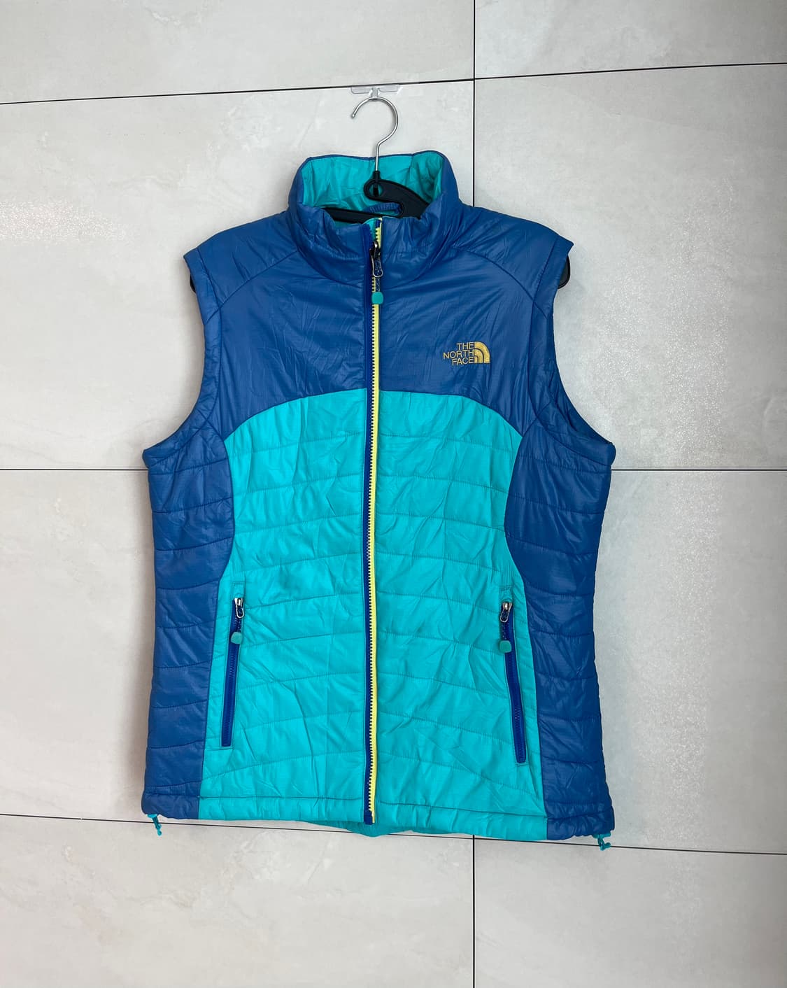 노스페이스 여성 블루/민트 경량 패딩 조끼 [95] 상품이미지3