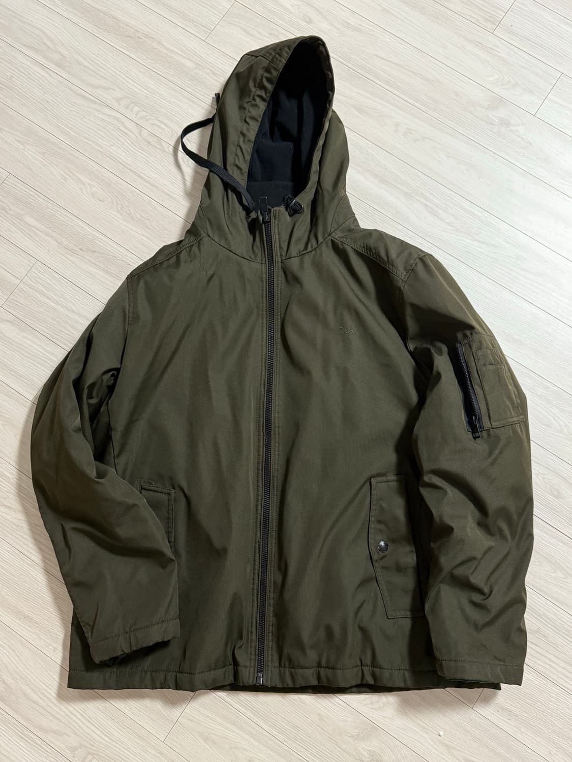 CK 캘빈클라인 카키색 후드 점퍼 상품이미지1