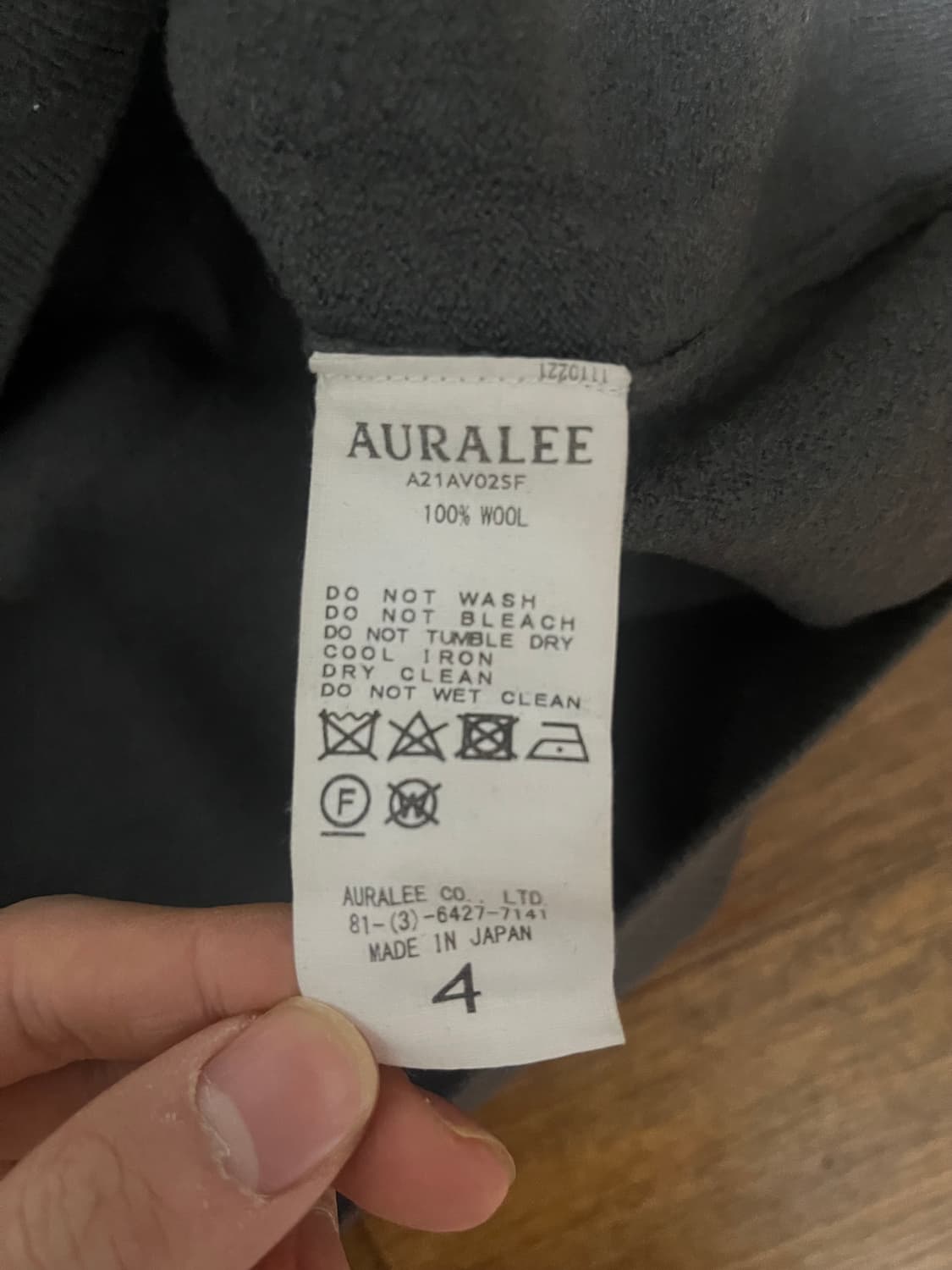 오라리 브이넥니트4 그레이 상품이미지3