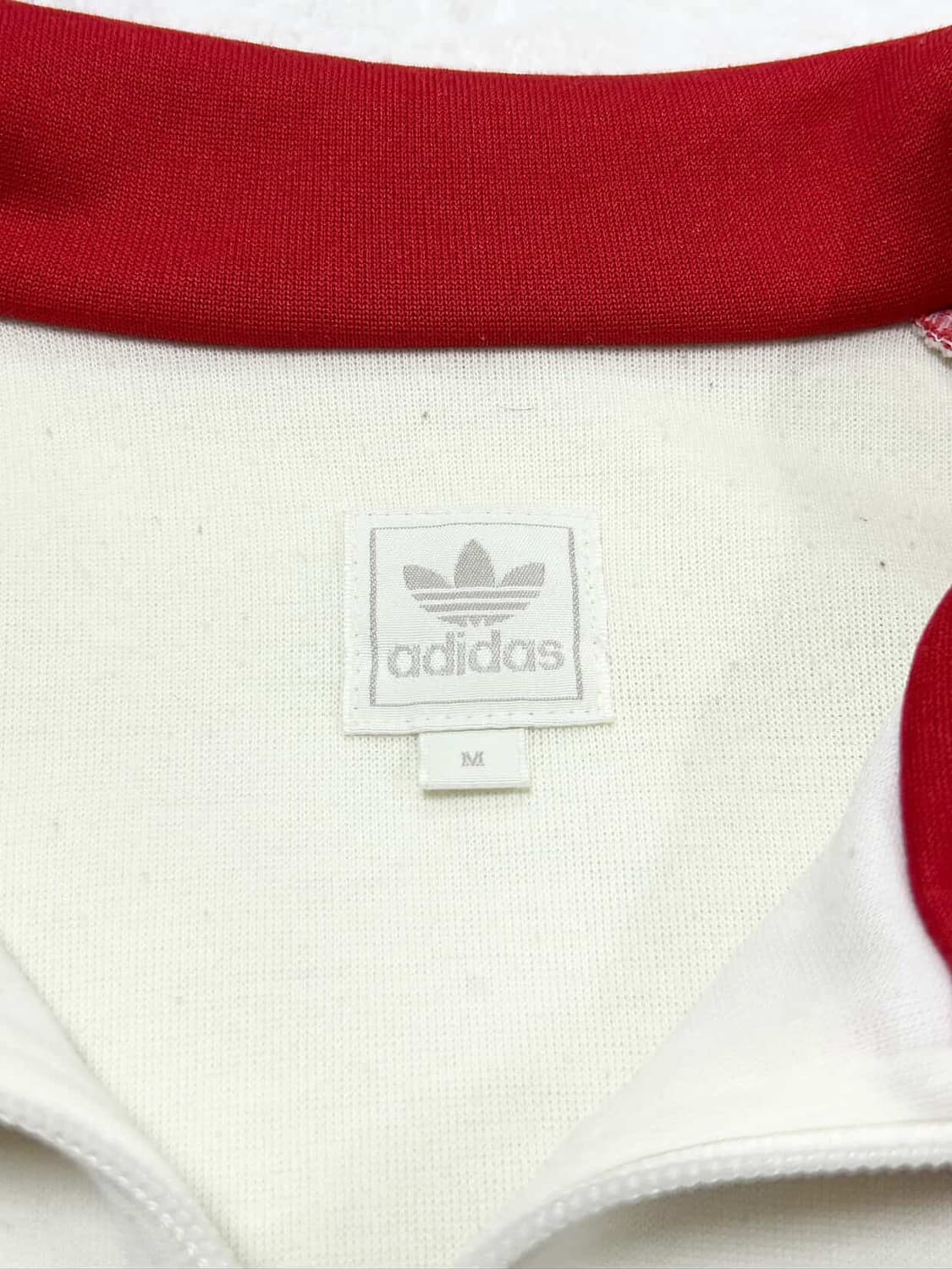 아디다스 자수로고 흰빨 져지 상품이미지8