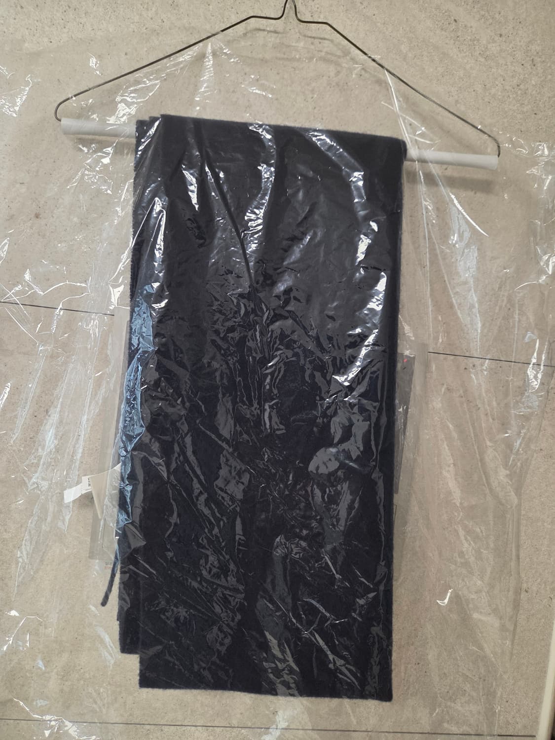 아크네 스튜디오 캐나다 내로우 네이비 머플러 스카프 (사선탭) 상품이미지5