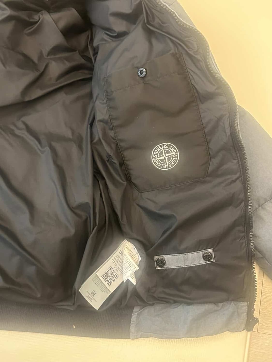 17fw 스톤아일랜드resin poplin down-tc패딩 상품이미지4