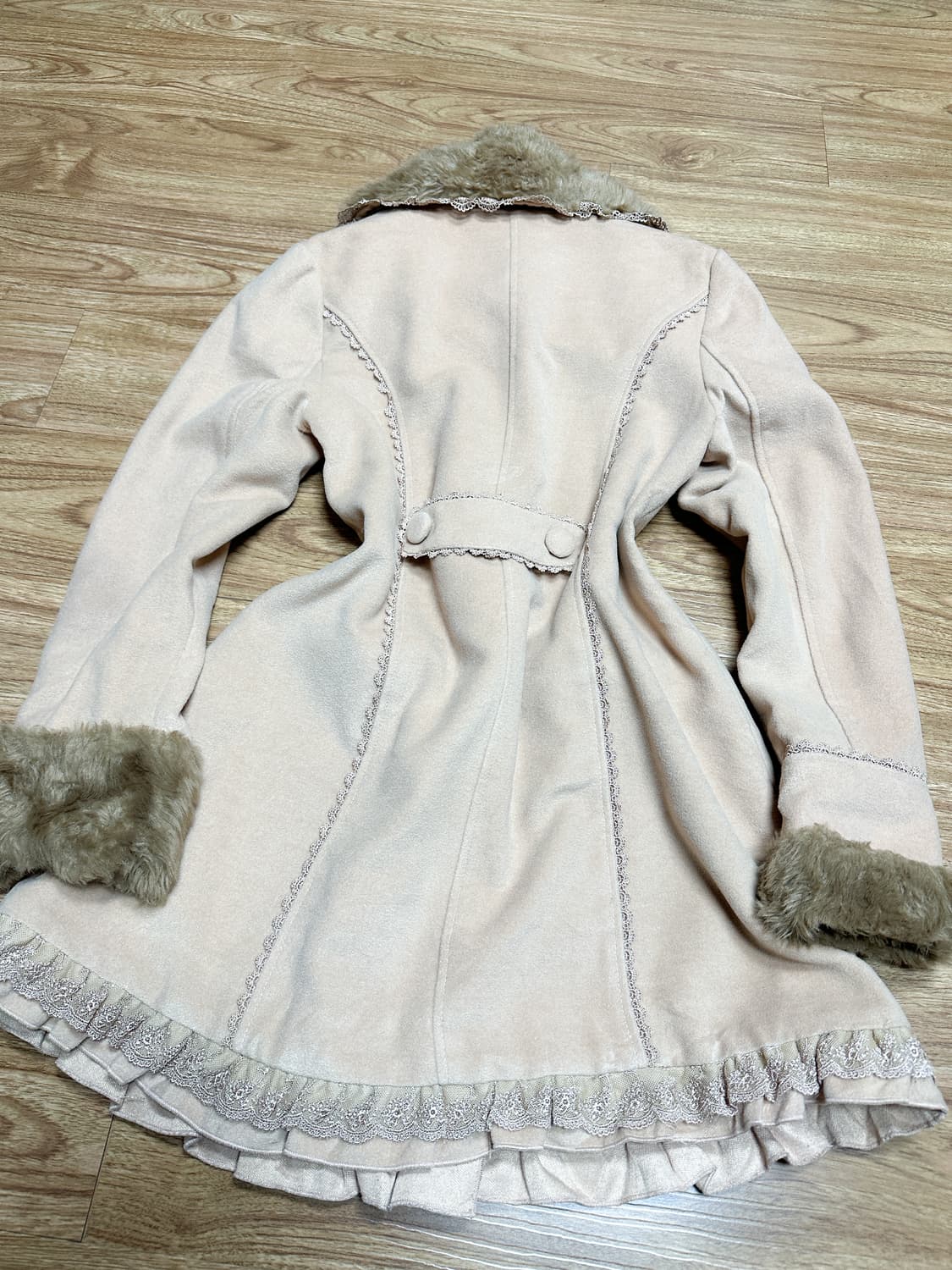 빈티지 엑시즈팜 리본 레이스 퍼 원피스 코트 히메갸루 로걀 라떼 공겜여주 상품이미지2