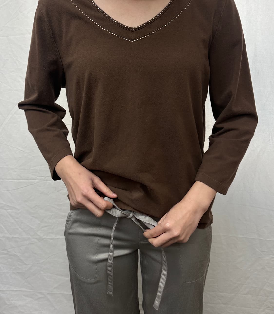 liz wear 스터드 긴팔티 상품이미지1