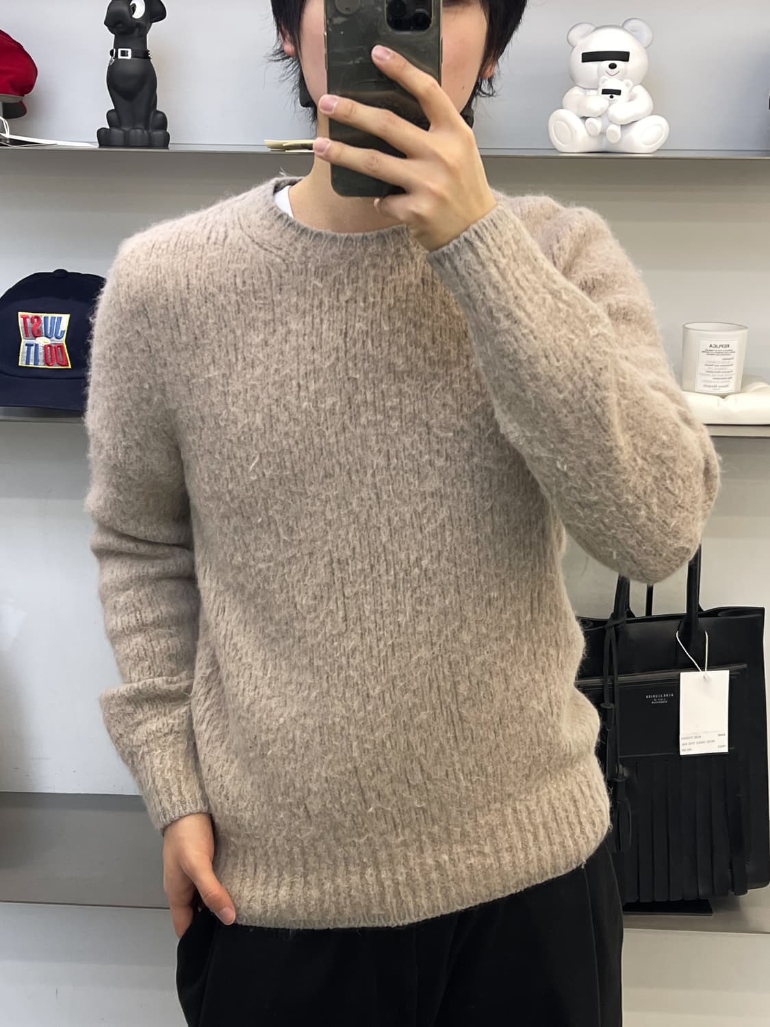 아미 22fw 브러쉬드 알파카 울 니트 상품이미지2