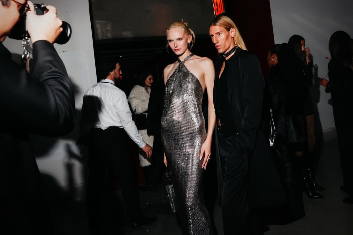 Ludovic de Saint Sernin 실버 메탈릭 홀터넥 롱 드레스 상품이미지2