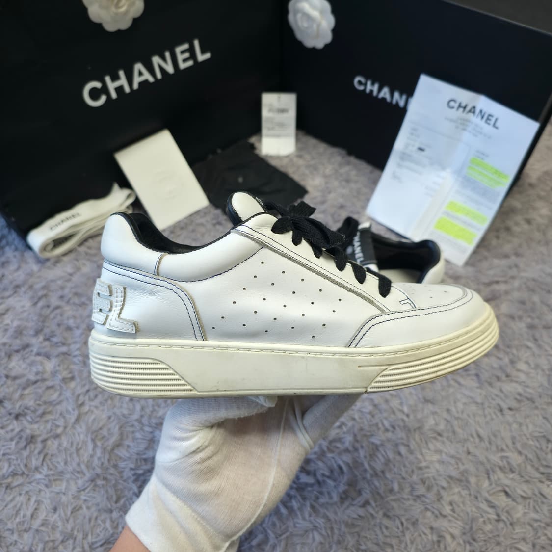 {클로젯}[37][풀구성+인보이스]샤넬 테니스 백로고 스니커즈 상품이미지3