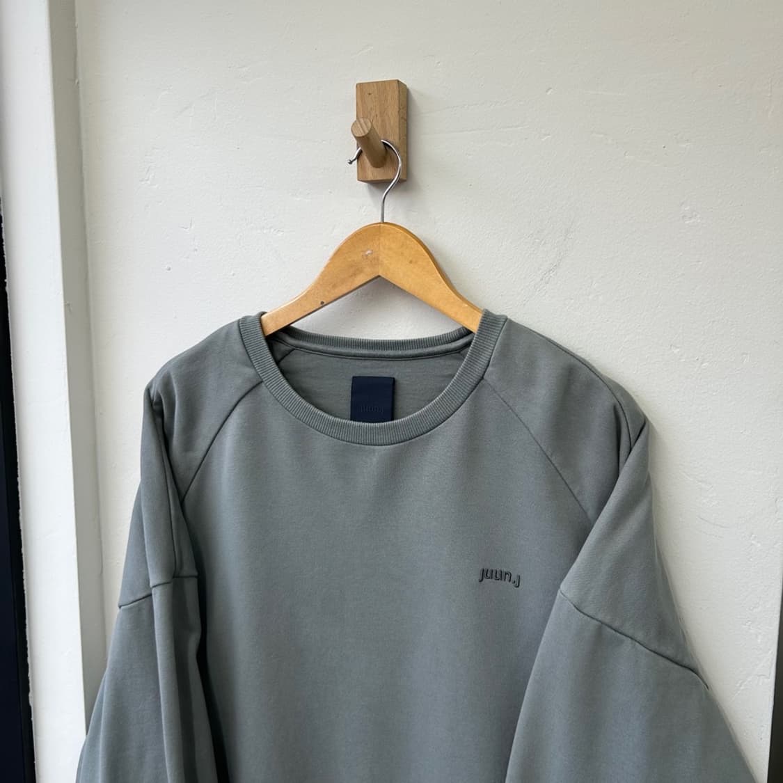 15854 - 준지 23S/S 로고 자수 맨투맨 상품이미지1