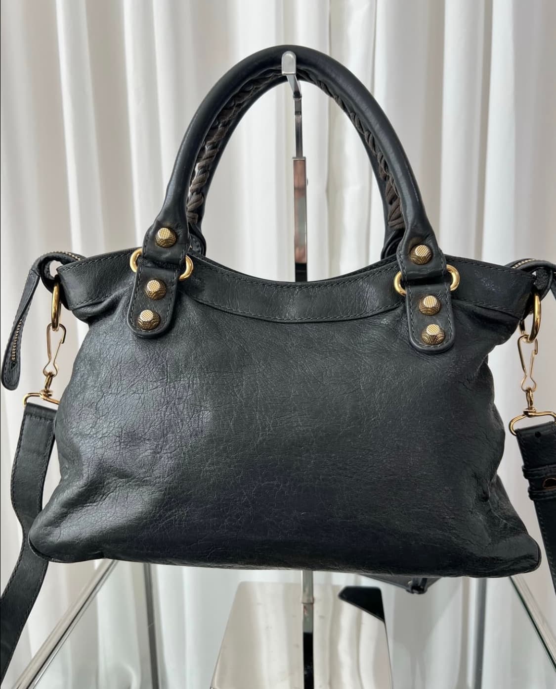 던지는가격.급처) 발렌시아가 퍼스트 시티 모터백 - 차콜 상품이미지5