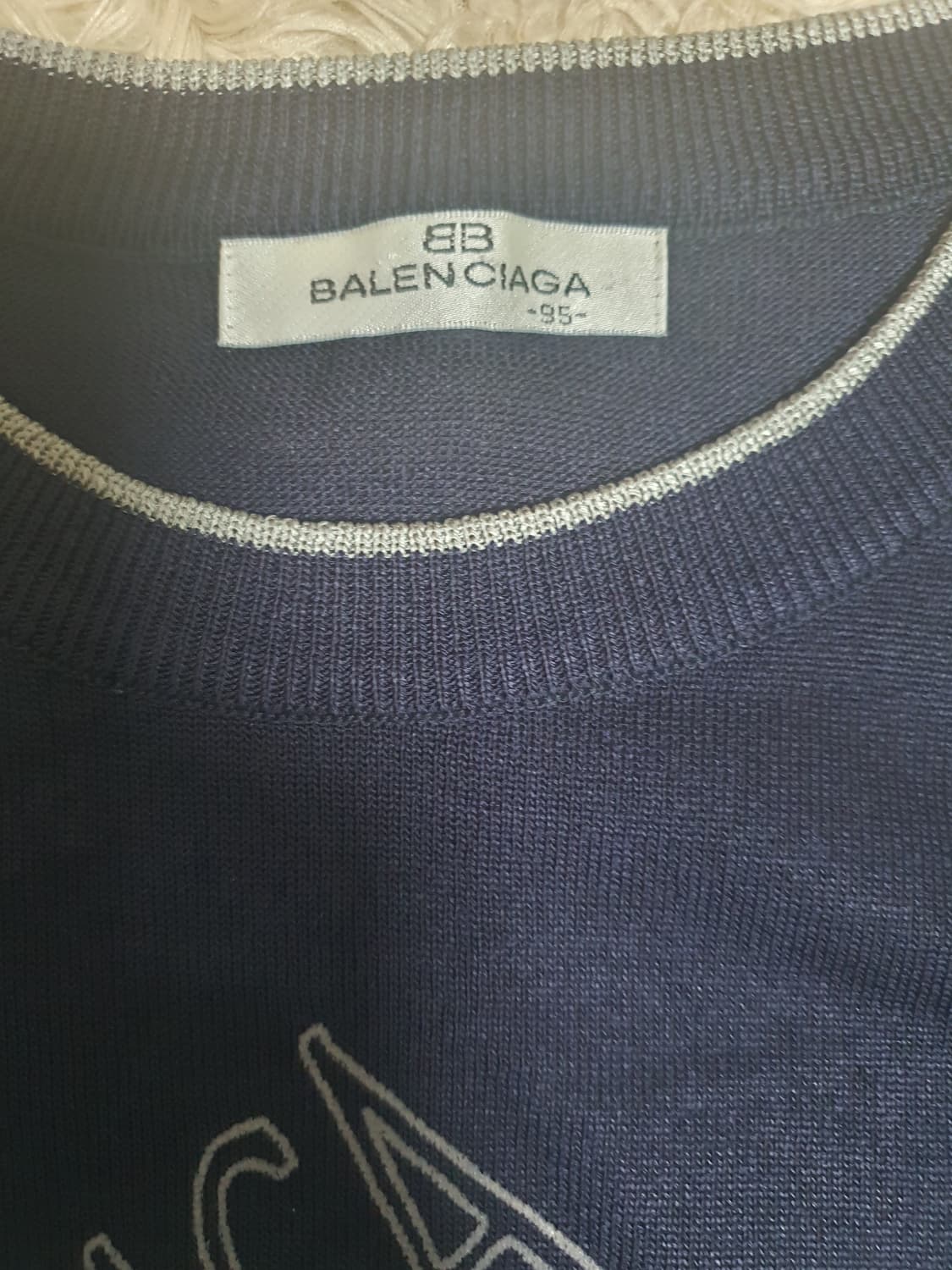 발렌시아가 올드스쿨 쿨링니트탑 상태 굿 사이즈 95 상품이미지2